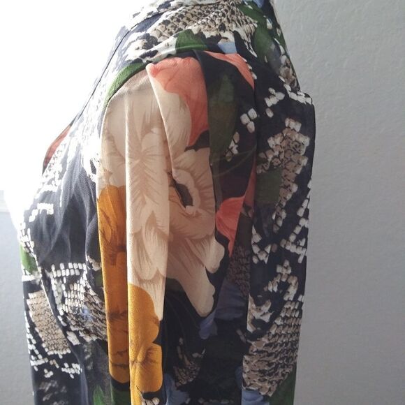 Cabi blouse  - Picture 3 of 5